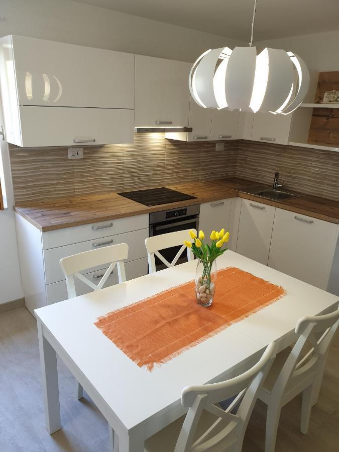Apartments Stella Apsyrtides Osor Eksteriør billede