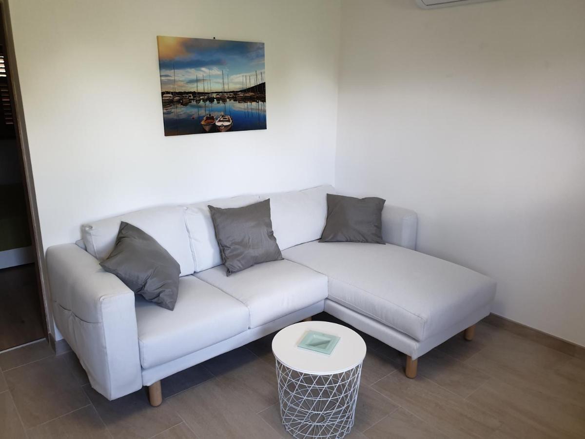 Apartments Stella Apsyrtides Osor Eksteriør billede